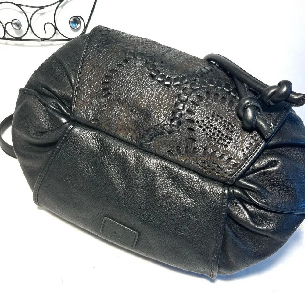 EUC Frye Vivian Hobo (Final)a - Picture 9 of 16